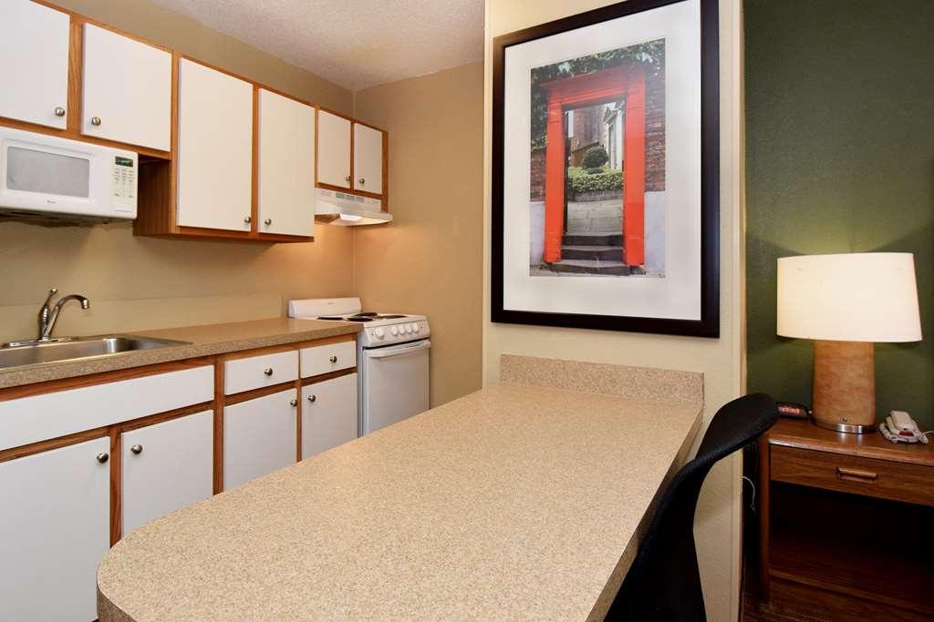 Extended Stay America Suites - Dallas - Plano Parkway - Medical Center Rum bild