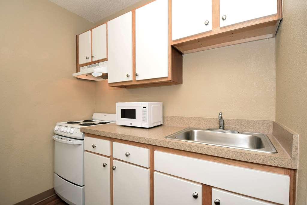 Extended Stay America Suites - Dallas - Plano Parkway - Medical Center Rum bild